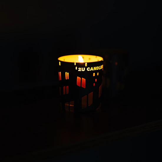 АРОМАТИЧНА СВІЧКА 2U CITY LIGHTS 180 г АРОМАТИЧНА СВІЧКА 2U CITY LIGHTS 180 г