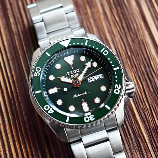 Годинник Seiko 5 Sports SRPD63K1 Годинник Seiko 5 Sports SRPD63K1