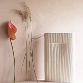 Ваза Muuto Ridge Vase Off-White 35 cm Ваза Muuto Ridge Vase Off-White 35 cm