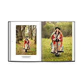 Книга CREATIVE PUBLISHING Ukrainian Folk Fashion Книга CREATIVE PUBLISHING Ukrainian Folk Fashion