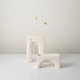 Ваза ARCH Small біла Ваза ARCH Small біла