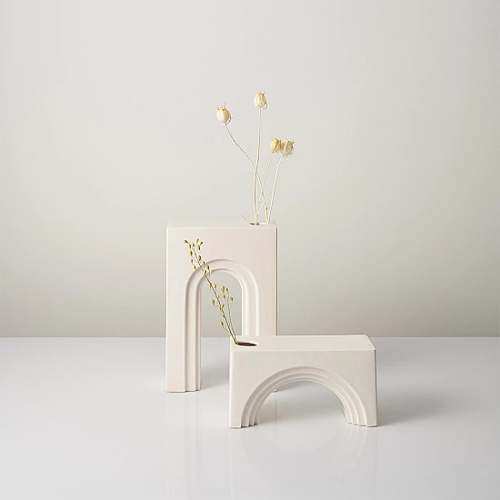 Ваза ARCH Small біла Ваза ARCH Small біла