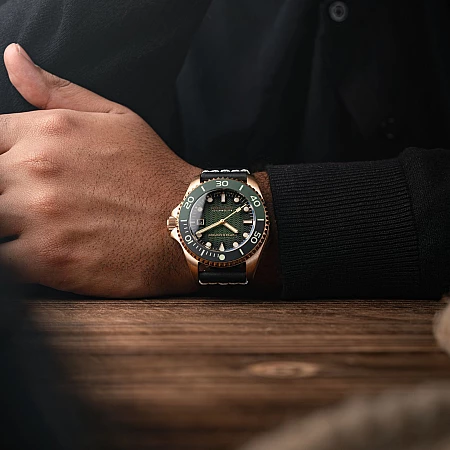 Годинник SPINNAKER TESEI BRONZE SWISS AUTOMATIC SP-5060-0B