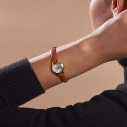 Watch LIP HENRIETTE 671196