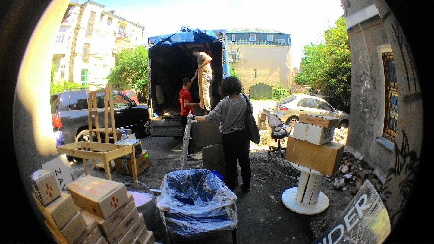 moving2