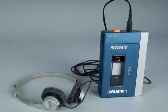 90e3